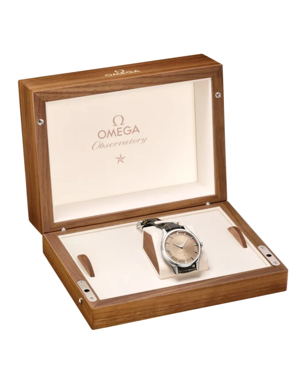 omega-constellation-observatory-co-axial-master-chronometer-39-4-mm-14093392199001-portrait-5-d2bce1.webp