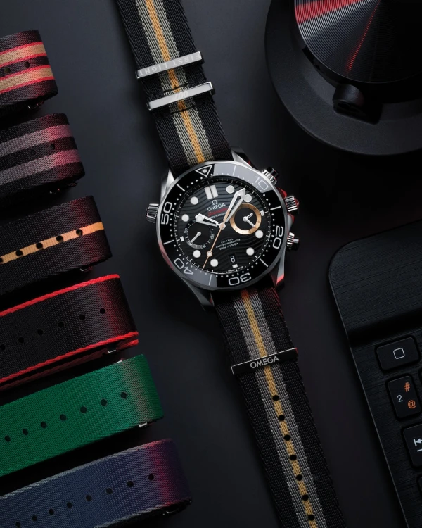 omega-seamaster-diver-300m-co-axial-master-chronometer-chronograph-44-mm-21032445101002-portrait-6-5c3904.jpg
