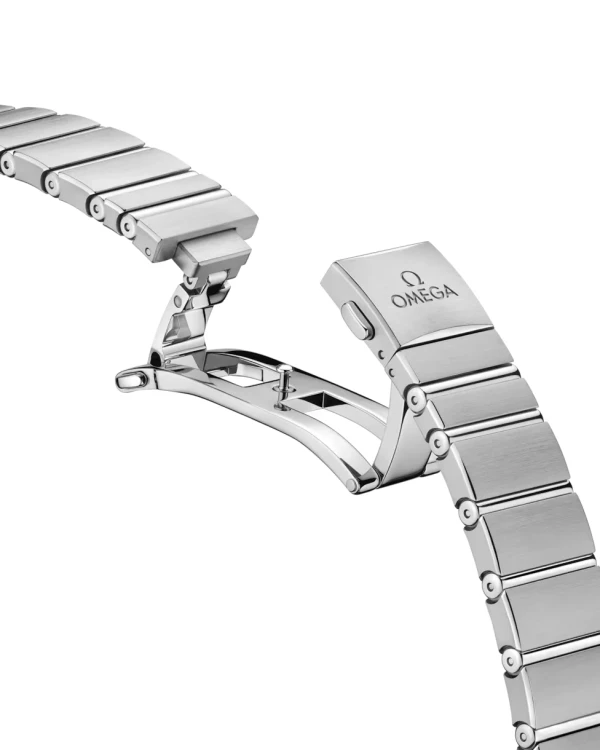 omega-constellation-quartz-28-mm-13110286005001-portrait-3-c33fd3.webp