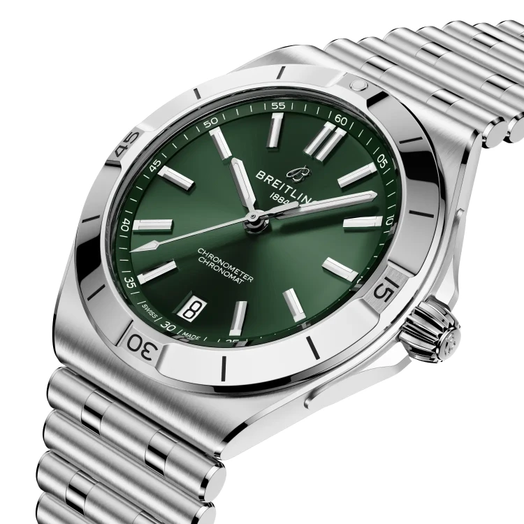 ab3114101l1a1-three-quarter_865e9301_thumbnail_2048.webp
