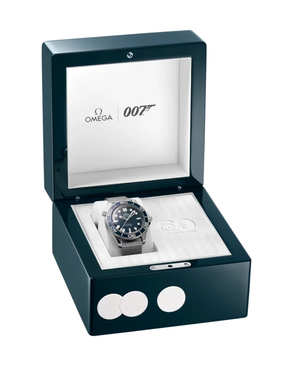 omega-seamaster-diver-300m-co-axial-master-chronometer-42-mm-21030422003002-portrait-8-a832e2.webp