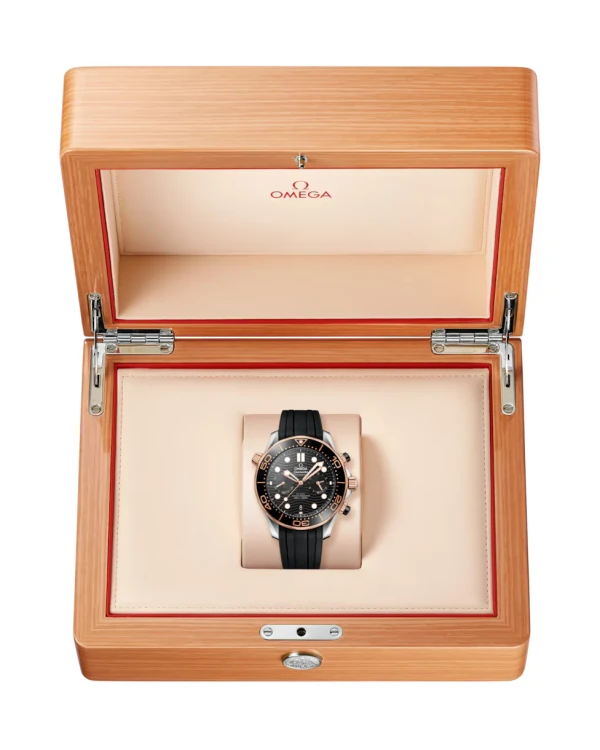 omega-seamaster-diver-300m-co-axial-master-chronometer-chronograph-44-mm-21022445101001-portrait-4-077182.webp