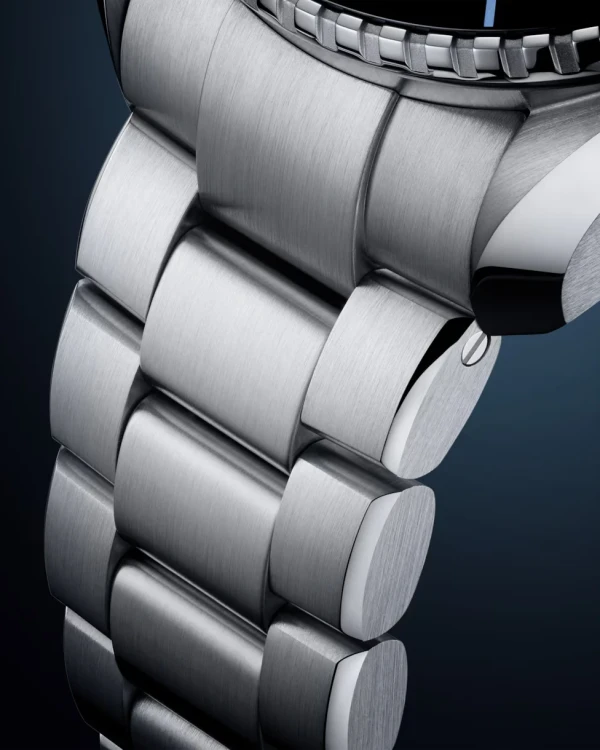 omega-seamaster-planet-ocean-6000m-co-axial-master-chronometer-45-5-mm-21530462103002-portrait-4-2f764b.webp