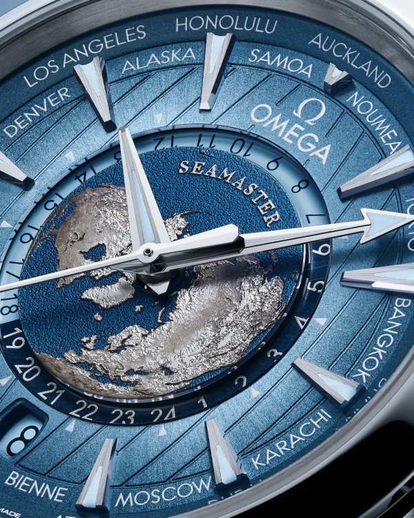 omega-seamaster-aqua-terra-150m-co-axial-master-chronometer-gmt-worldtimer-43-mm-22012432203002-portrait-2-86f9d4.webp