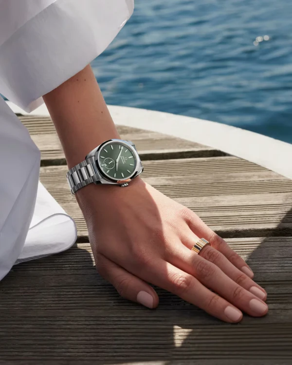 omega-seamaster-aqua-terra-150m-co-axial-master-chronometer-small-seconds-38-mm-22010382010001-portrait-4-38b5c4.webp