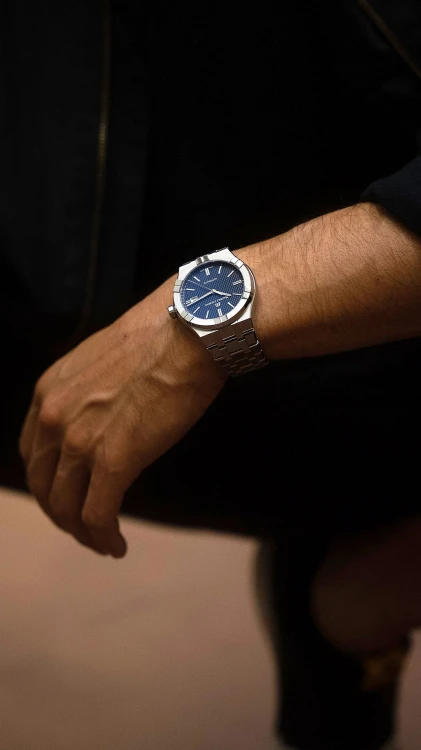 Maurice Lacroix AI6008-SS002-430-1.jpg