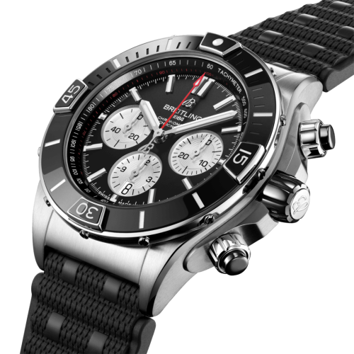 ab0136251b1s1-super-chronomat-b01-44-three-quarter.png