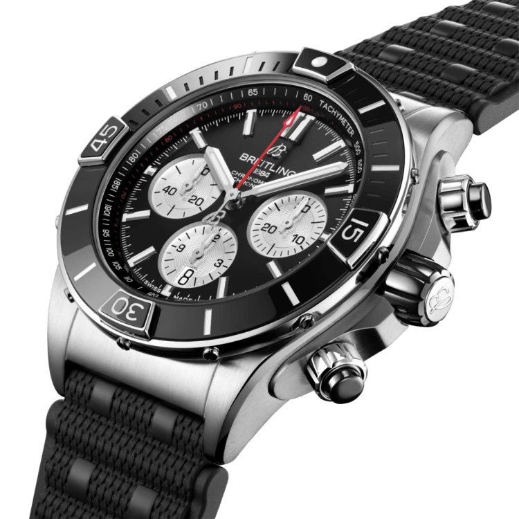 ab0136251b1s1-super-chronomat-b01-44-three-quarter.png